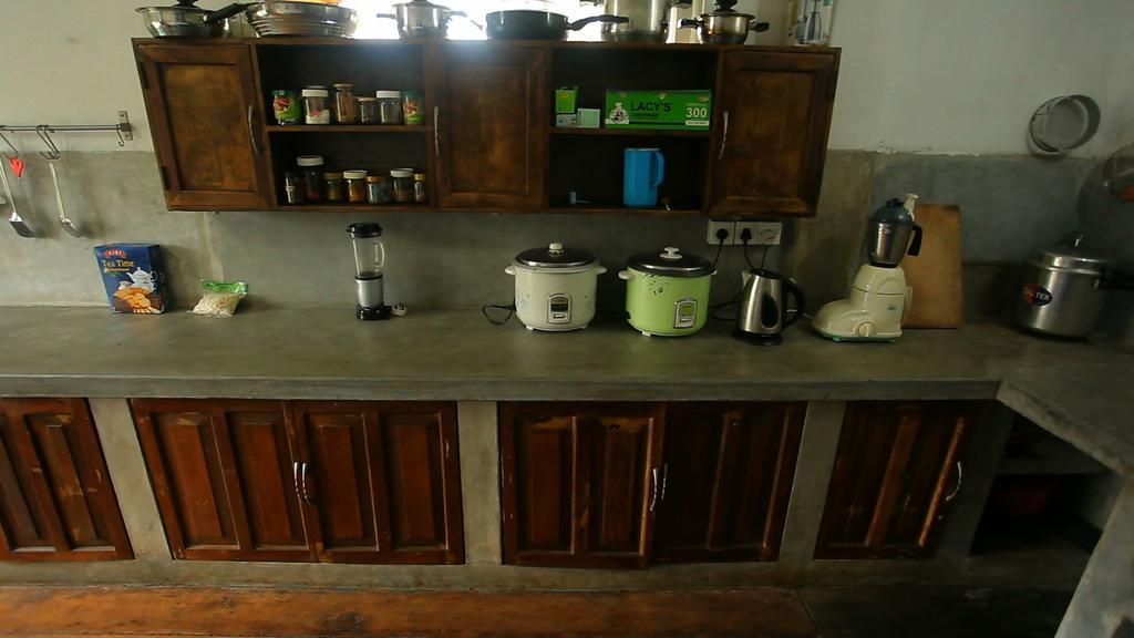 Senani Colonial Holiday Bungalow Nuwara Eliya Rom bilde