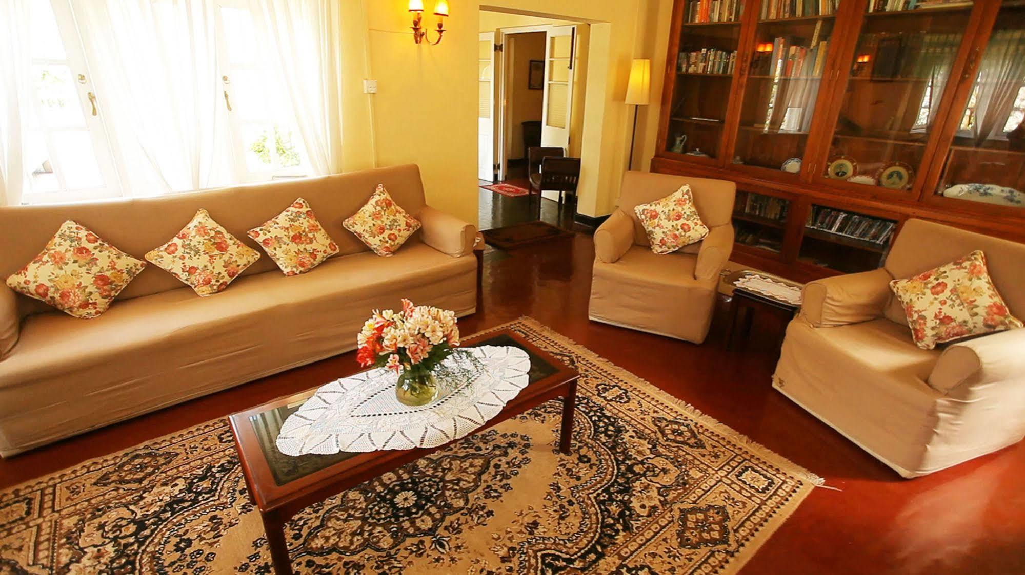 Senani Colonial Holiday Bungalow Nuwara Eliya Eksteriør bilde