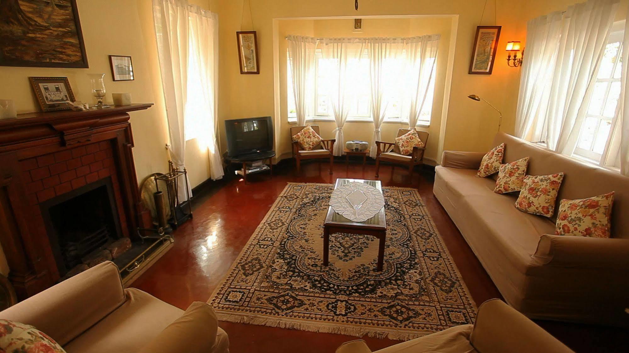 Senani Colonial Holiday Bungalow Nuwara Eliya Eksteriør bilde